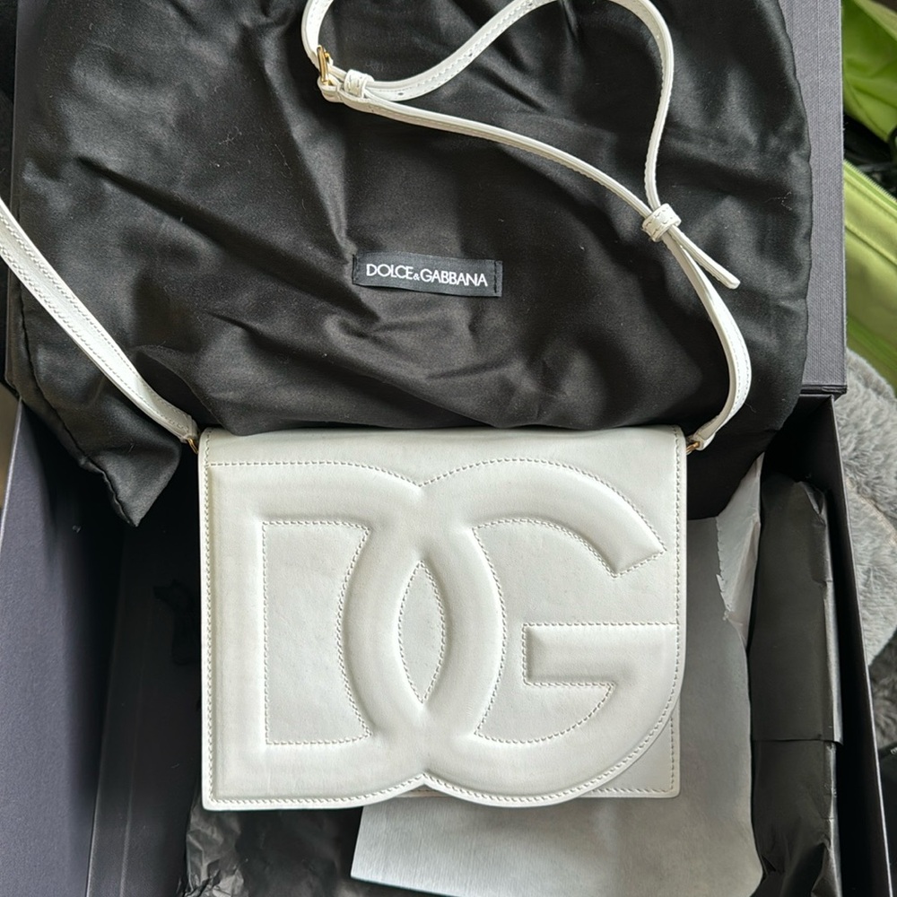 Dolce & Gabanna clutch/adjustable strap